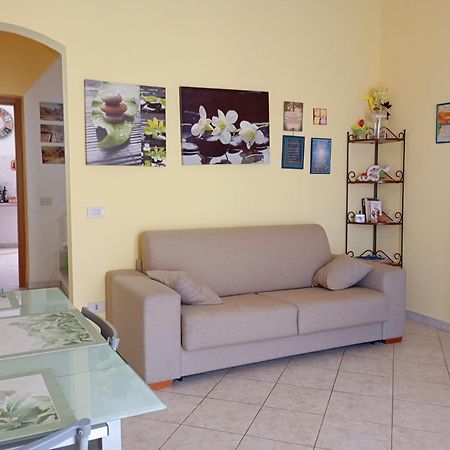 A Casa Di Ste - Vicino Aeroporto Falcone Borsellino Carini Eksteriør bilde